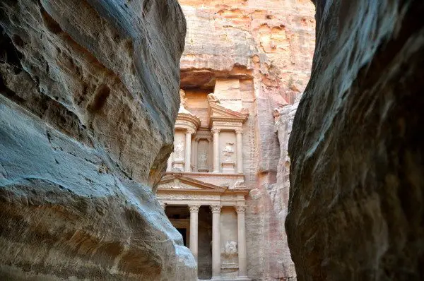 Petra Jordan treasury 