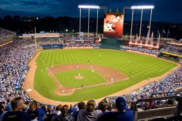 Kauffman_Stadium