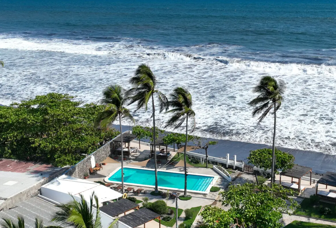 Coco Surf Tropical Village: El Salvador- Welcome to Surf City