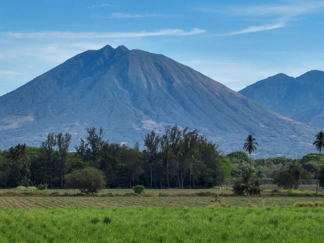 Travel to El Salvador