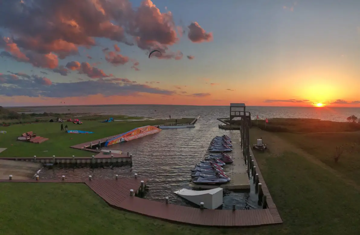 Kiteboarding in the Outer Banks