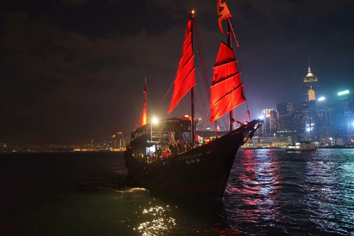 10 Things to Do in Hong Kong